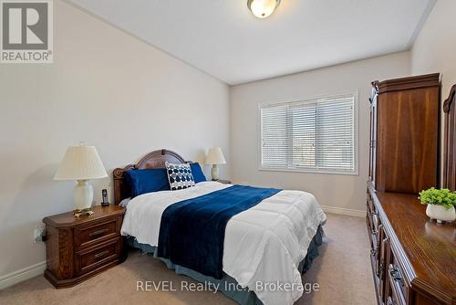 159 Willowlanding Court, Welland (N. Welland), ON - Indoor Photo Showing Bedroom