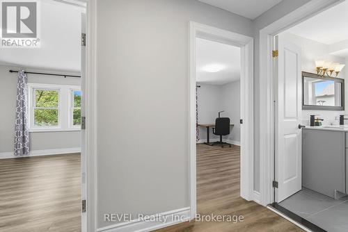 6238 Pine Grove Avenue, Niagara Falls (Dorchester), ON - Indoor