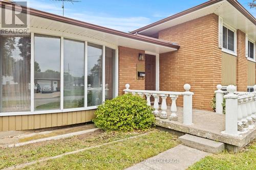 6611 Margaret Street, Niagara Falls (Arad/Fallsview), ON - Outdoor