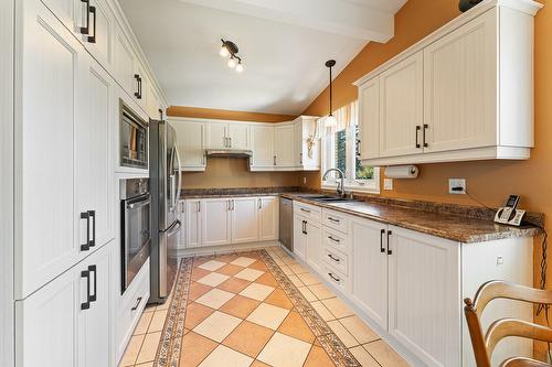 Cuisine - 800 Rue Du Centenaire, Farnham, QC - Indoor Photo Showing Kitchen With Double Sink