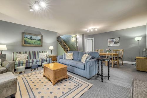 Salon - 37 Ch. Des Skieurs, Stoneham-Et-Tewkesbury, QC - Indoor Photo Showing Living Room