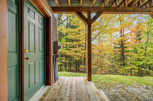 Extérieur - 37 Ch. Des Skieurs, Stoneham-Et-Tewkesbury, QC - Outdoor With Deck Patio Veranda With Exterior