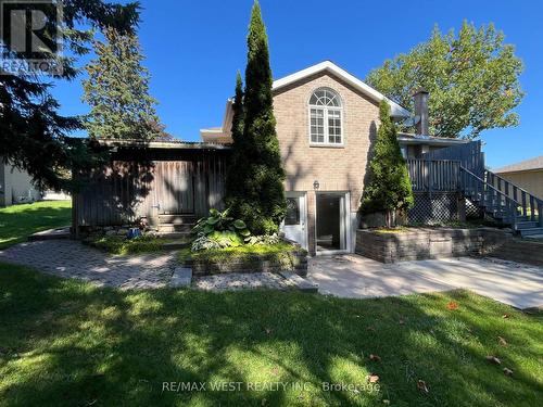25 Norman Avenue, King, ON - Outdoor