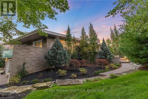 2 Mallette Crescent, Niagara-On-The-Lake (St. Davids), ON - Outdoor