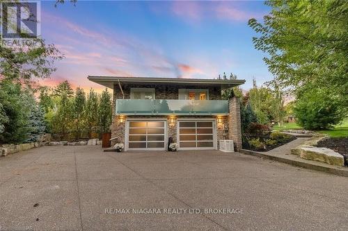 2 Mallette Crescent, Niagara-On-The-Lake (St. Davids), ON - Outdoor
