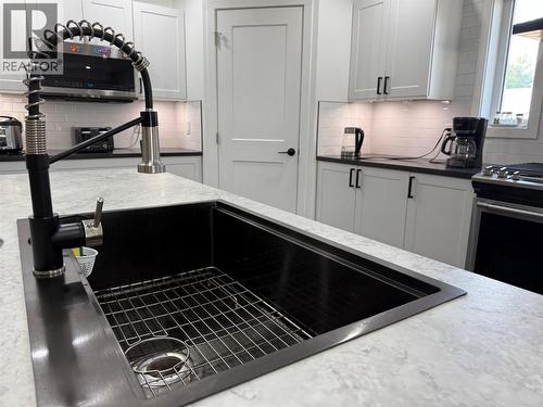 6135 12Th Street, Grand Forks, BC - Indoor Photo Showing Kitchen