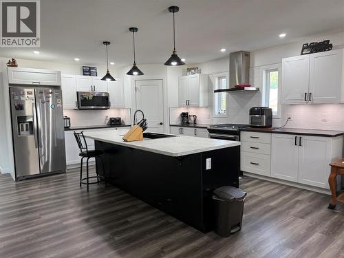 6135 12Th Street, Grand Forks, BC - Indoor Photo Showing Kitchen With Upgraded Kitchen