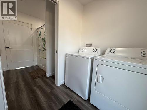 6135 12Th Street, Grand Forks, BC - Indoor Photo Showing Laundry Room