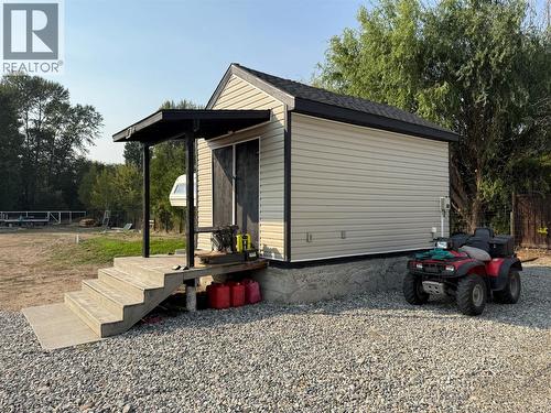 6135 12Th Street, Grand Forks, BC - Outdoor With Exterior