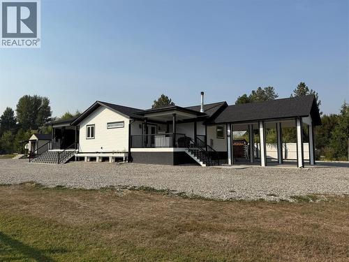 6135 12Th Street, Grand Forks, BC - Outdoor