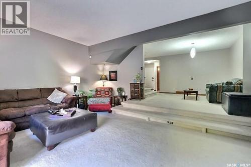 47 Laverendrye Way, Regina, SK - Indoor