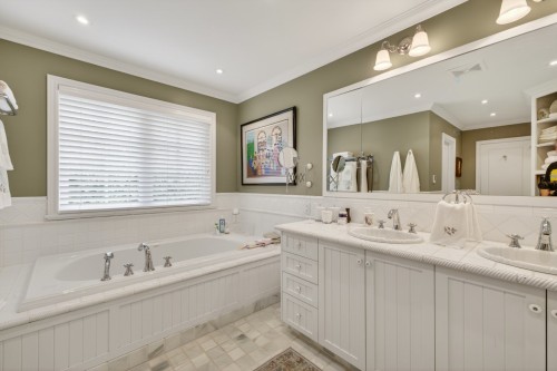 Master Bathroom - 120 Av. Nantel, Sainte-Agathe-Des-Monts, QC - Indoor Photo Showing Bathroom