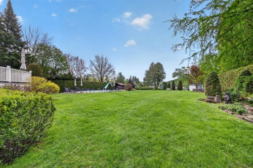 Courtyard - 120 Av. Nantel, Sainte-Agathe-Des-Monts, QC - Outdoor