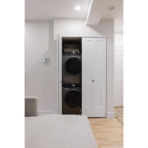 Laundry room - 3841 Rue Drolet, Montréal (Le Plateau-Mont-Royal), QC - Indoor Photo Showing Laundry Room