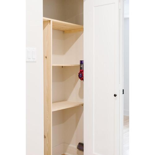 Storage - 3841 Rue Drolet, Montréal (Le Plateau-Mont-Royal), QC - Indoor