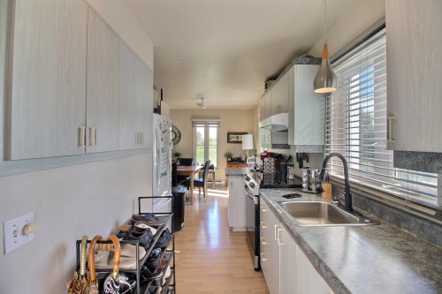 Cuisine - 736 Ch. Du Golf, La Malbaie, QC - Indoor Photo Showing Kitchen