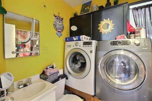 Salle de bains - 738  - 740 Ch. Du Golf, La Malbaie, QC - Indoor Photo Showing Laundry Room