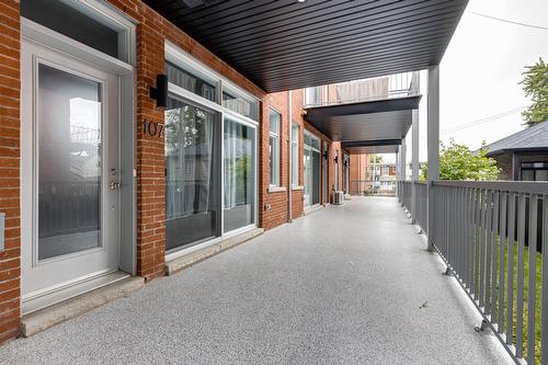 Entrée extérieure - 107-3685 Rue Fleury E., Montréal (Montréal-Nord), QC - Outdoor With Deck Patio Veranda With Exterior