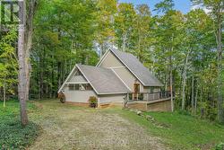 219 BOWLES BLUFF ROAD  Grey Highlands, ON L0C 1H0