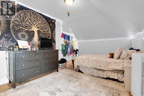 298 Barr Street, Renfrew, ON - Indoor Photo Showing Bedroom
