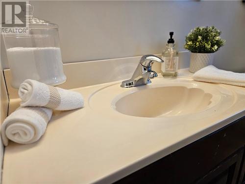 42 Second Avenue N, Sudbury, ON - Indoor Photo Showing Bathroom