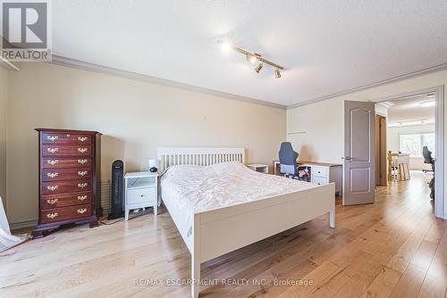 6 - 85 Edgewater Drive, Hamilton, ON - Indoor Photo Showing Bedroom