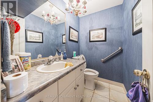 6 - 85 Edgewater Drive, Hamilton, ON - Indoor Photo Showing Bathroom