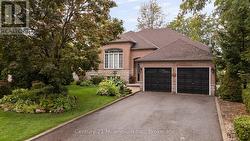 26 REGINA BOULEVARD  Wasaga Beach, ON L9Z 1H7