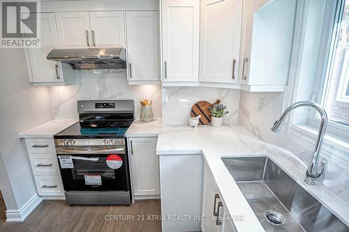 11 Valia Road, Toronto, ON - Indoor Photo Showing Kitchen