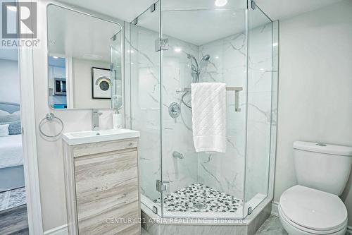 11 Valia Road, Toronto, ON - Indoor Photo Showing Bathroom