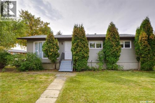 1008 Parklane DRIVE  Assiniboia, SK S0H 0B0