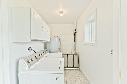 Salle de lavage - 45 Ch. Dubuc, Compton, QC - Indoor Photo Showing Laundry Room