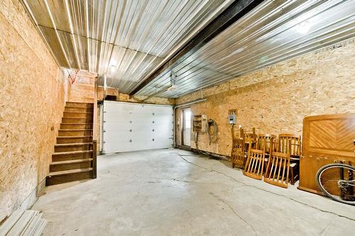 Garage - 45 Ch. Dubuc, Compton, QC - Indoor Photo Showing Garage