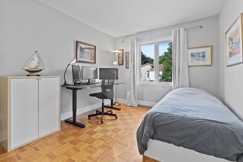 Bedroom - 3869 Rue Des Pervenches, Longueuil (Saint-Hubert), QC - Indoor Photo Showing Bedroom