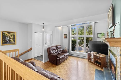 Living room - 3869 Rue Des Pervenches, Longueuil (Saint-Hubert), QC - Indoor Photo Showing Living Room