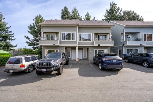 411/421-3030 Kilpatrick Ave, Courtenay, BC 