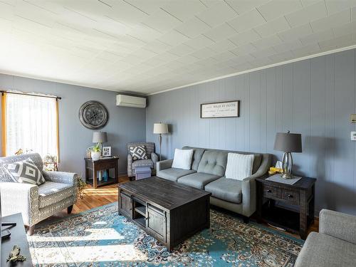 1192 Highway 335, Middle West Pubnico, NS 