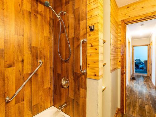 1192 Highway 335, Middle West Pubnico, NS 