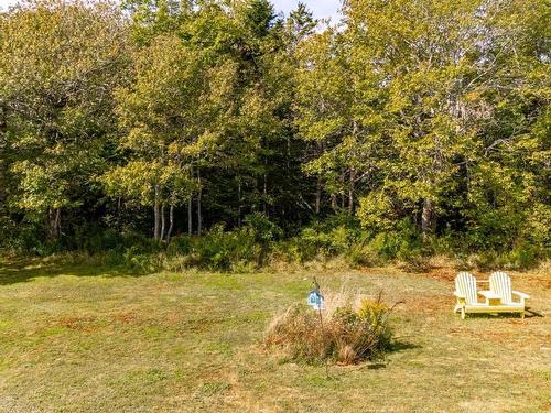 1192 Highway 335, Middle West Pubnico, NS 