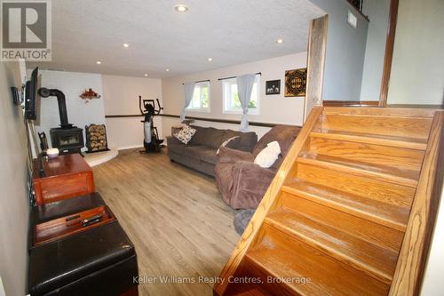 9 Union Street N, Brockton, ON - Indoor With Fireplace