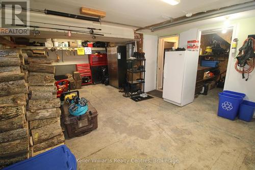 9 Union Street N, Brockton, ON - Indoor