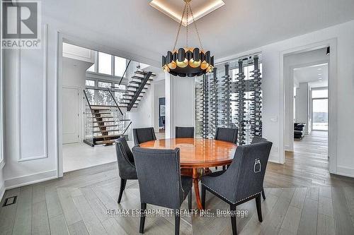 2284 Sideroad 1, Burlington, ON - Indoor Photo Showing Dining Room