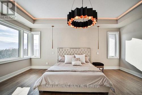 2284 Sideroad 1, Burlington, ON - Indoor Photo Showing Bedroom