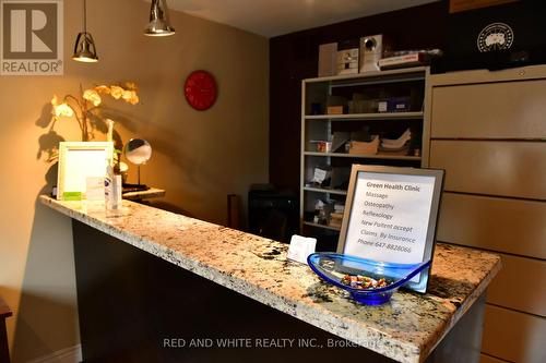 265 Queen Street S, Mississauga, ON 