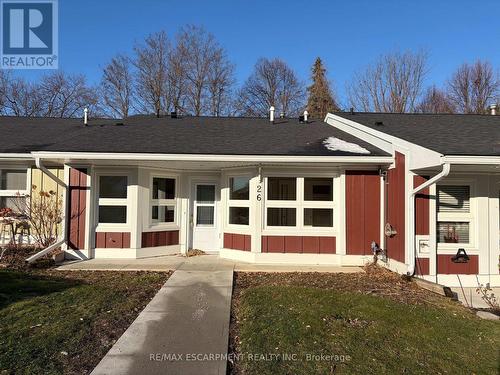 26 SZOLLOSY CIRCLE  Hamilton, ON L9B 1T8