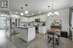 47 BISHOP REDING TRAIL  Hamilton, ON L9B 2L7