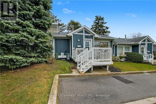 47 Bishop Reding Trail, Hamilton, ON - Outdoor