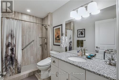 47 Bishop Reding Trail, Hamilton, ON - Indoor Photo Showing Bathroom