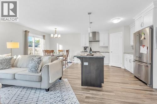 37 Reeves Road, Ingersoll, ON - Indoor