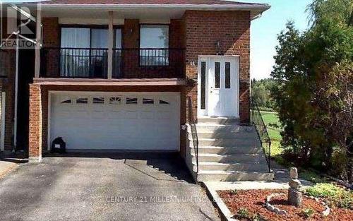 44 LAKECREST TRAIL  Brampton, ON L6Z 1S6